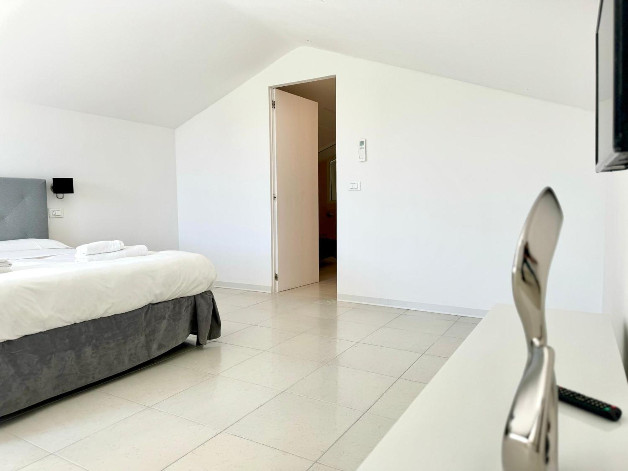 Le Village Aparthotel